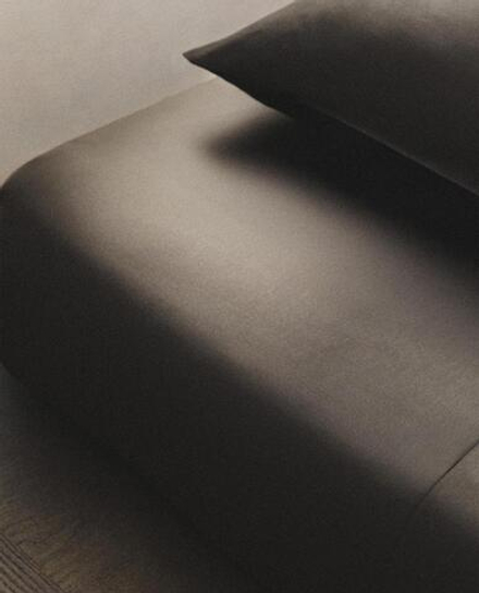 ZARA HOME (300 НИТЕЙ) НАТЯЖНАЯ ПРОСТЫНЯ ИЗ ХЛОПКА, ПЕПЕЛЬНЫЙ