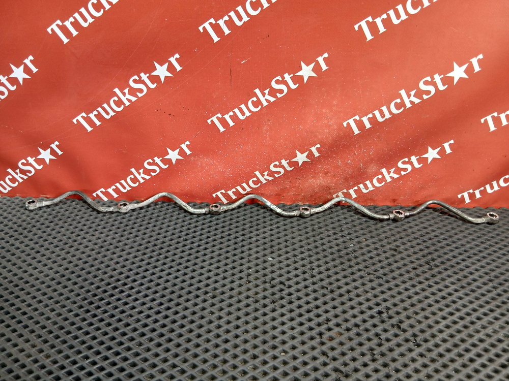 Трубка топливная