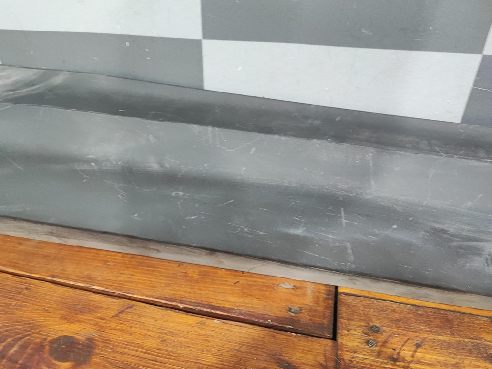 Накладка двери передней правой Skoda Kodiaq 16-нв Б/У Оригинал 565854940