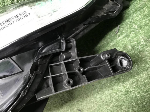 Битая Фара левая Toyota Camry XV70 (2017-2021) LED