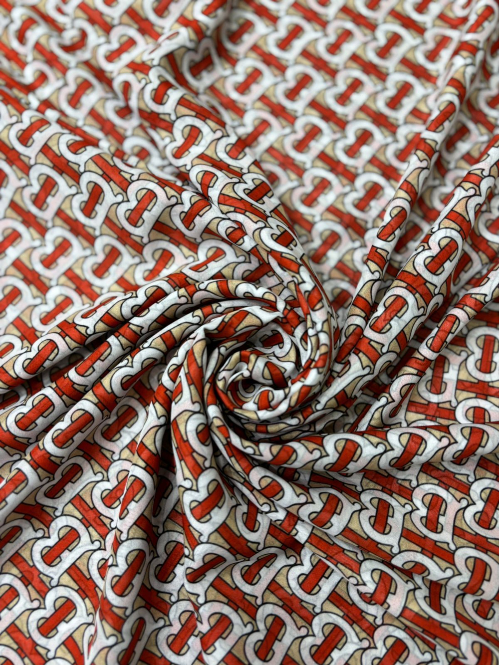 2108-27 ITALIA BURBERRY Креп - Шёлк