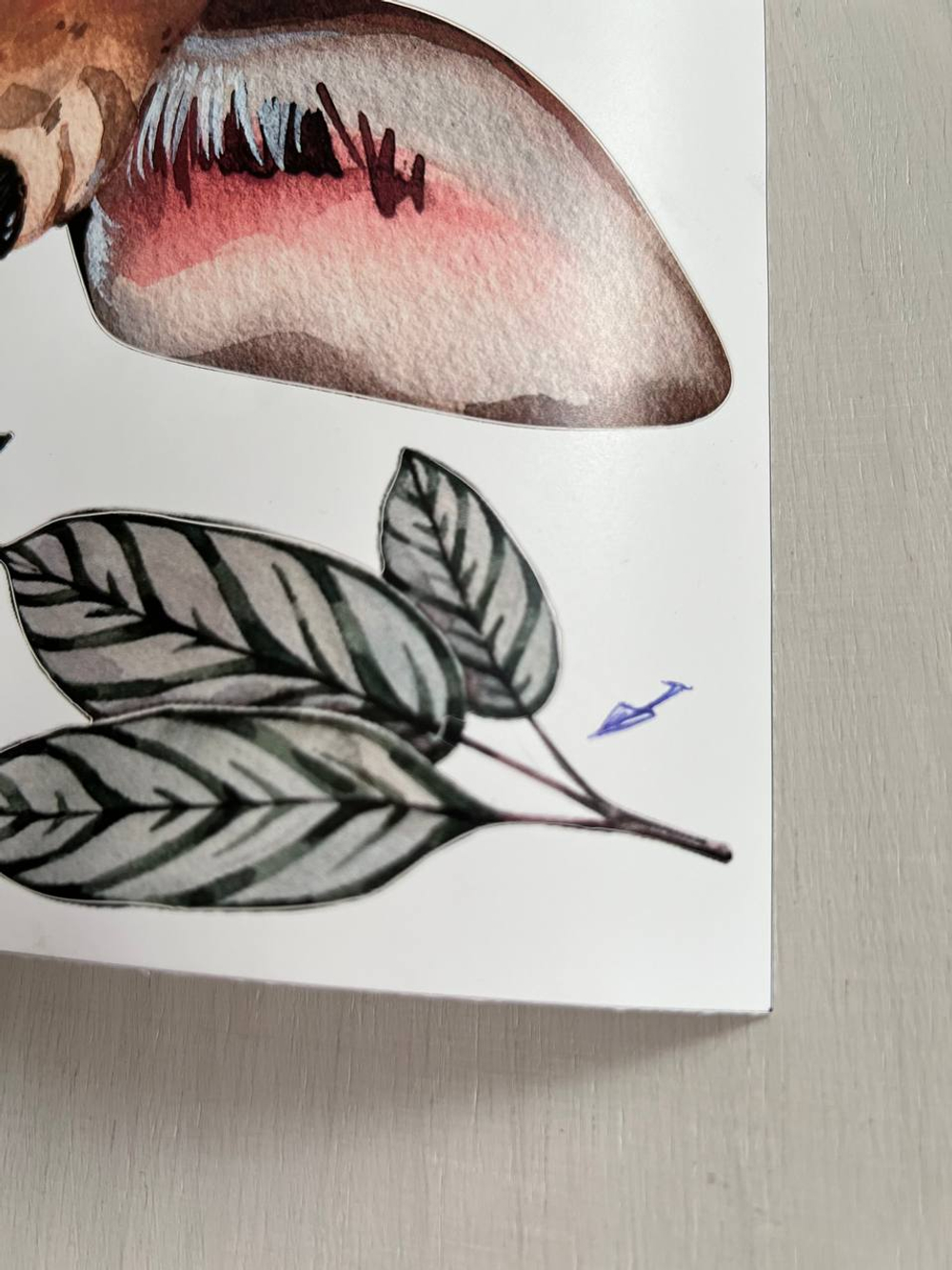 Тропические зверята ( отклонение цвета в холодный оттенок + повреждена одна веточка)