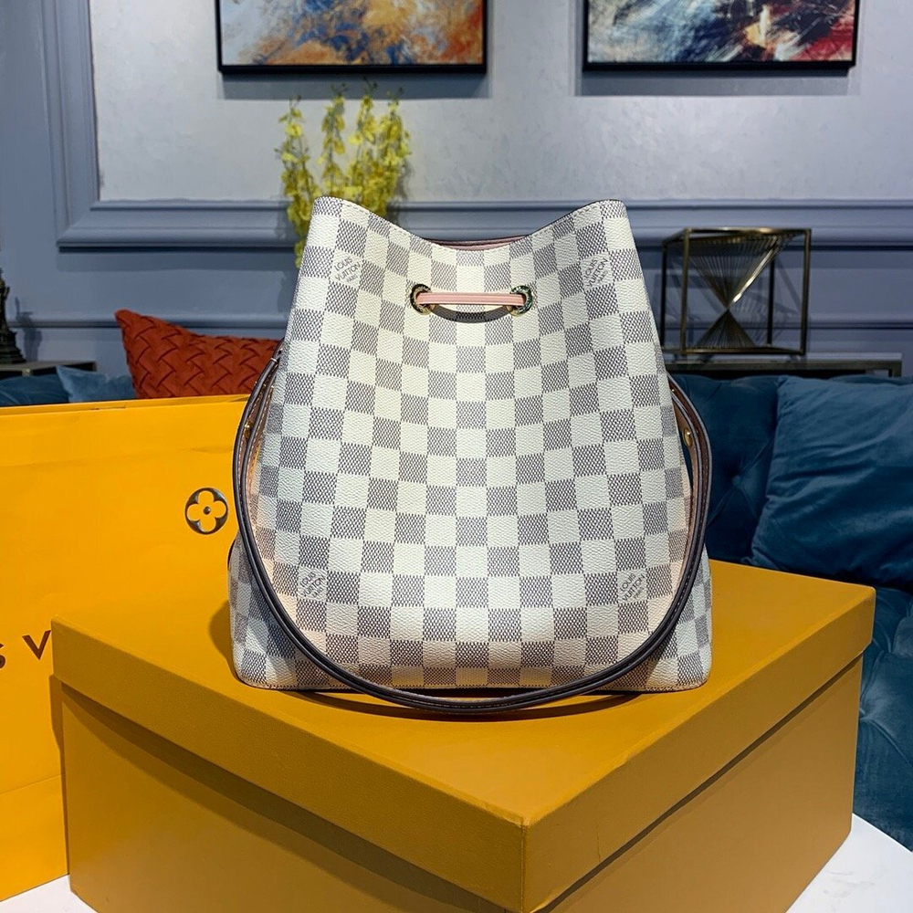 Louis Vuitton NeoNoe MM