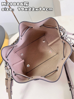 Louis Vuitton Bella