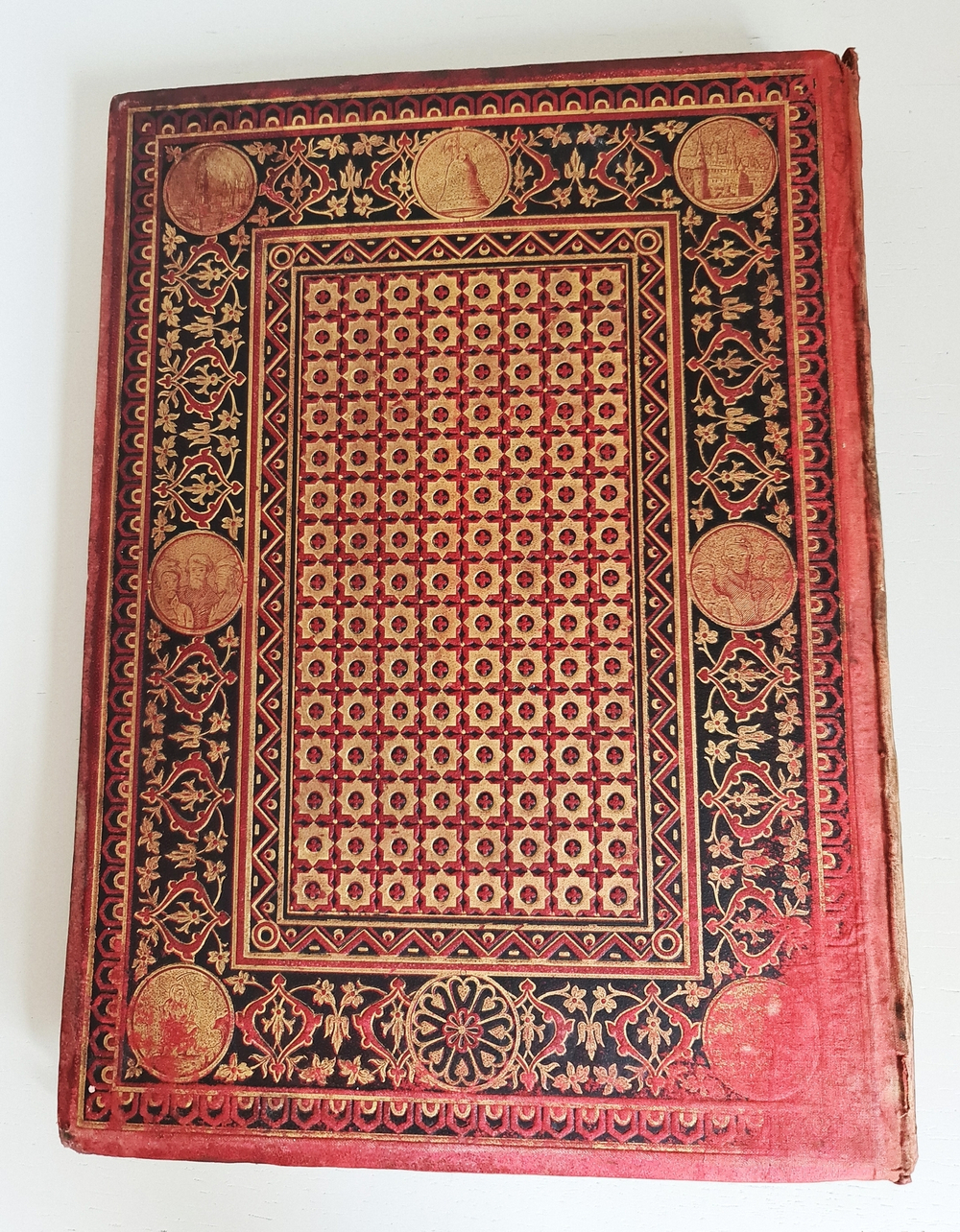 "Живописная Россия. Кавказ. Том 9. Отечество наше в его земельном, историческом, племенном, экономическом и бытовом значении". Под общей редакцией П.П.Семенова. 1883 г.