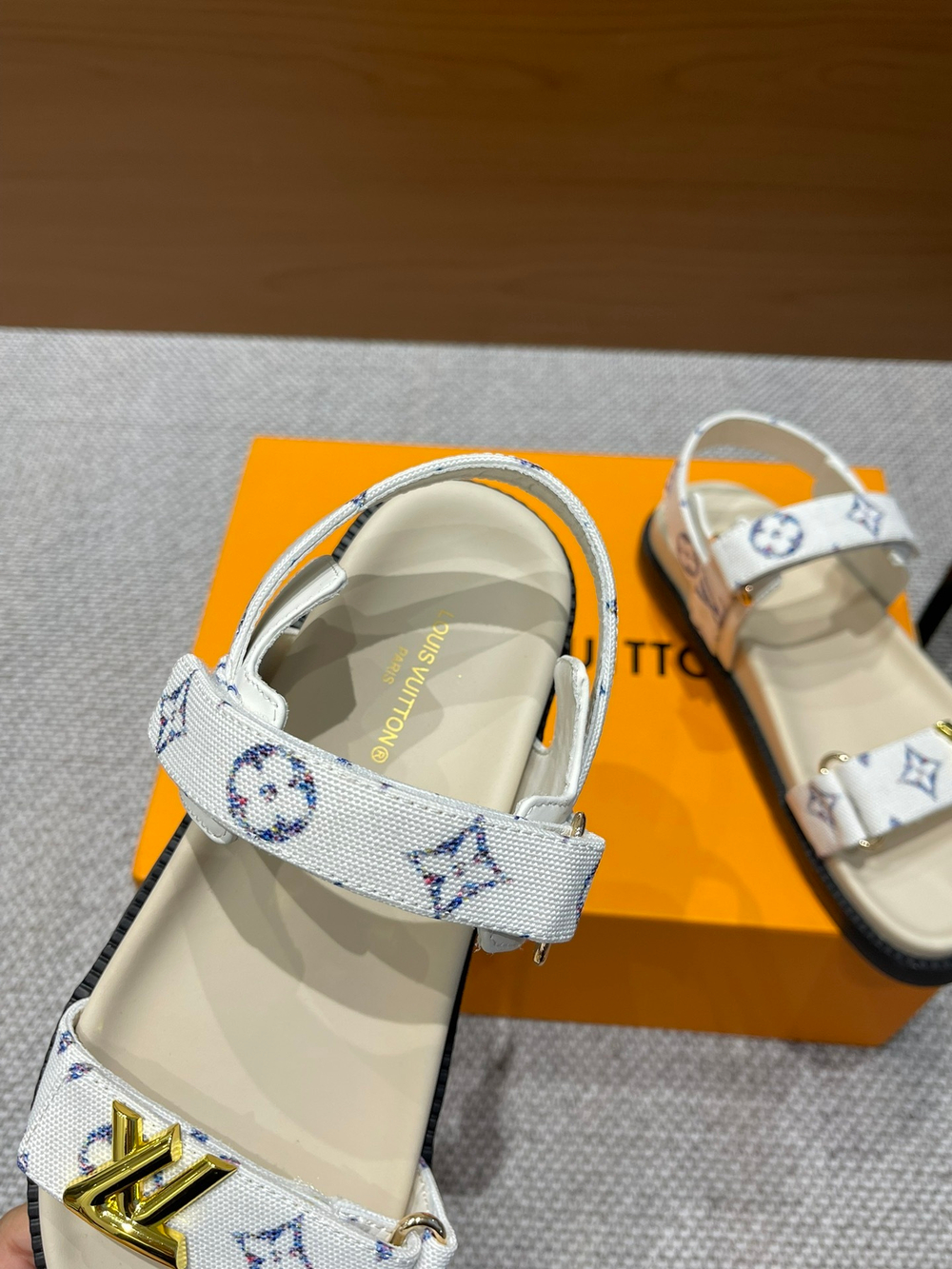 Louis Vuitton Sunset Comfort Flat Sandal