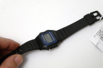 Часы CASIO F-105W-1A