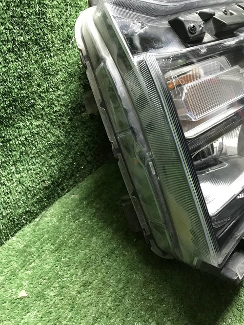Битая Фара левая Hyundai Santa Fe 4 TM (20-24) LED