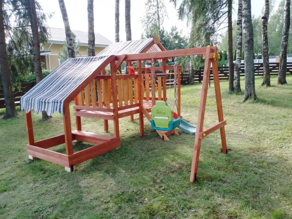 Деревянная игровая площадка для малышей Baby - 12 (Play) Priority