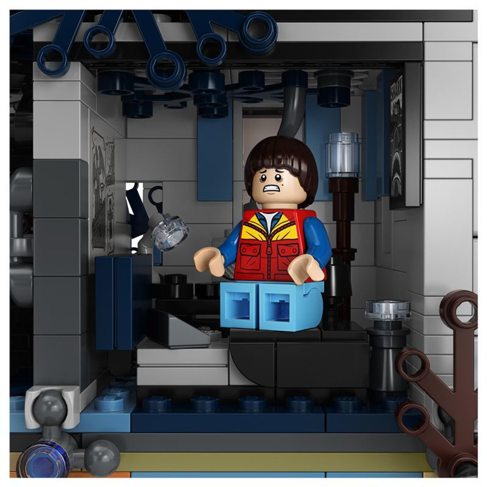 LEGO Exclusive: Очень странные дела - Stranger Things 75810 — The Upside Down — Лего Эксклюзив