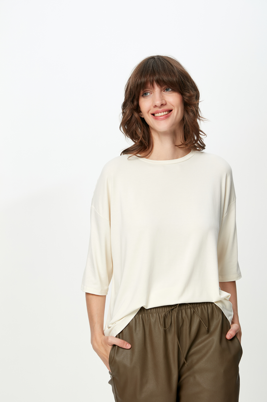 Свободная футболка из вискозы