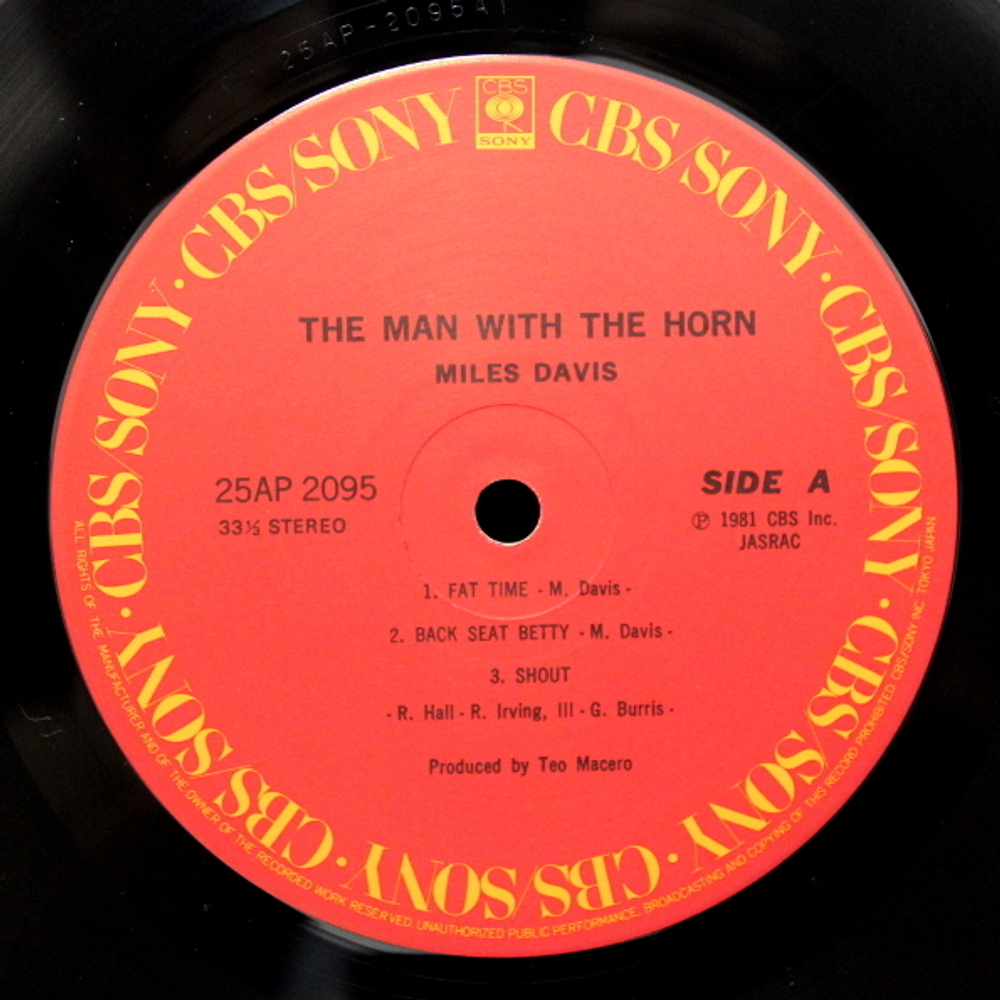 Miles Davis / The Man With The Horn (LP)