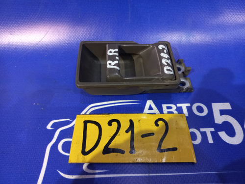 Ручка двери задней правой салонная NISSAN TERRANO 1991