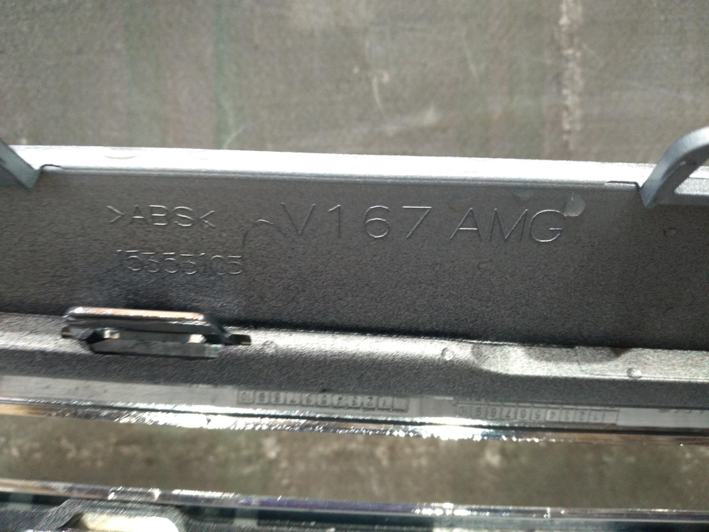 Решетка радиатора Mercedes GLE (V167) AMG  Б/У Оригинал a1678886200