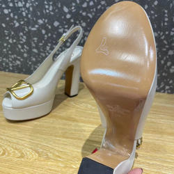 Босоножки Valentino