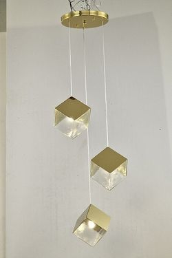 Подвесной светильник Zortes Ice Cube ZRS.1005.03