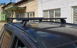 Багажник LUX с дугами 1,2 м чёрное крыло на Hyundai Creta 2