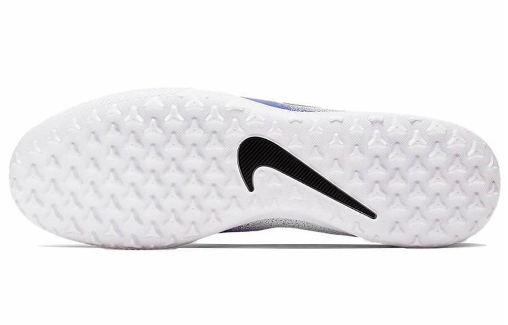 Кроссовки Nike Phantom Venom Club Tf