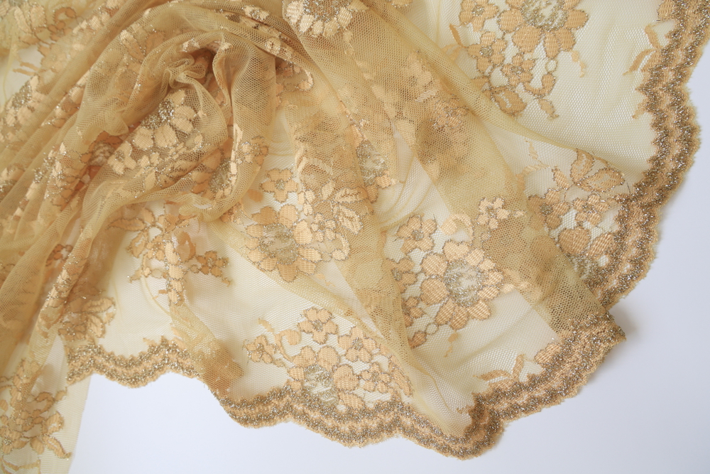 Гипюр стрейч металлик бежевый