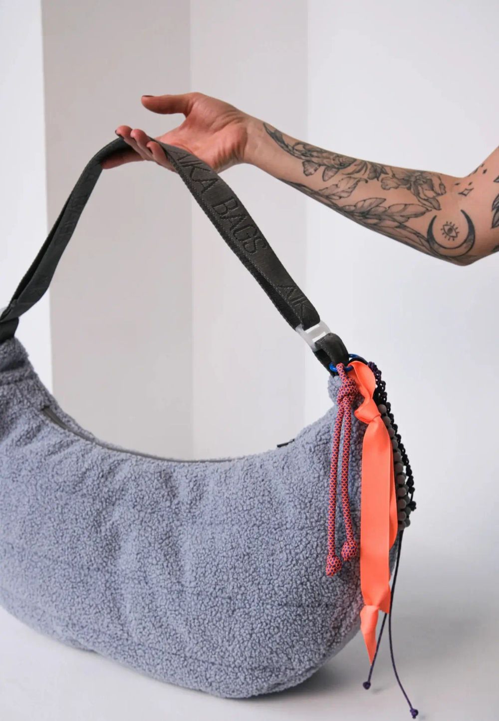 Сумка Aika Bags Долька Макси из барашков мышка с серым