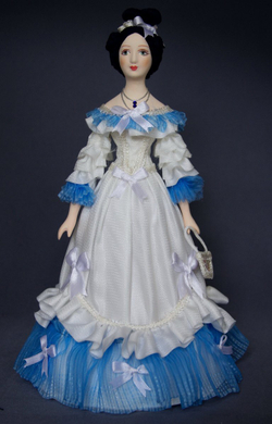 Кукла интерьерная Потешного промысла в светском костюме.