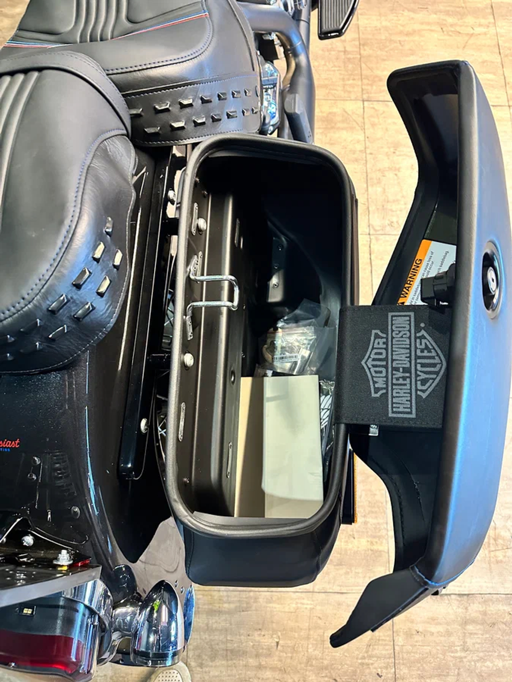 Harley-Davidson Heritage Midnight Ember, 2026
