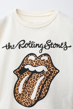 ZARA ФУТБОЛКА С ПРИНТОМ ROLLING STONES ©, ЭКРЮ