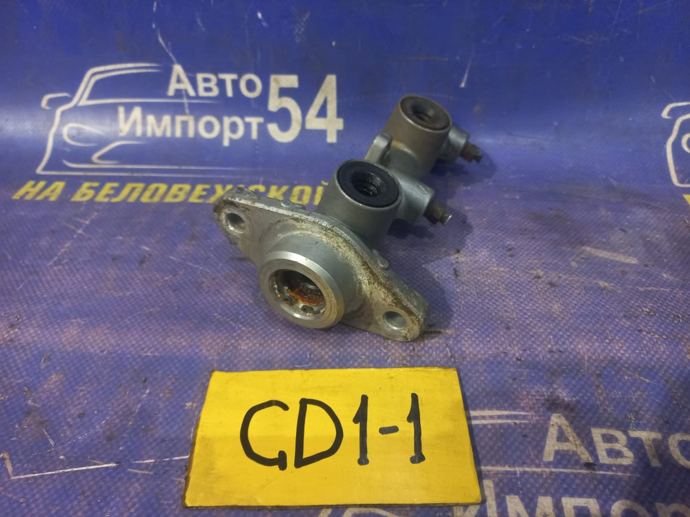 Главный тормозной цилиндр Honda FIT 2008