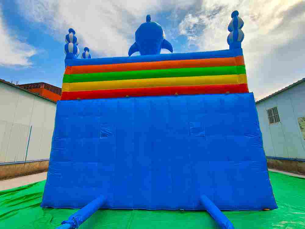 Коммерческий надувной батут «Морская волна 2», 10*6*6 м.