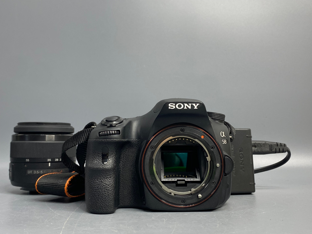 Sony A58 Kit DT 18-55mm SAM 3.5-5.6 12.300 кадров