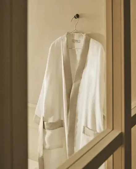 ZARA HOME ХАЛАТ ИЗ СМЕСОВОГО ЛЬНА, БЕЛЫЙ