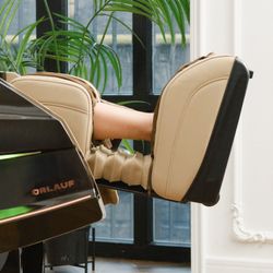 Массажное кресло Orlauf Mirage