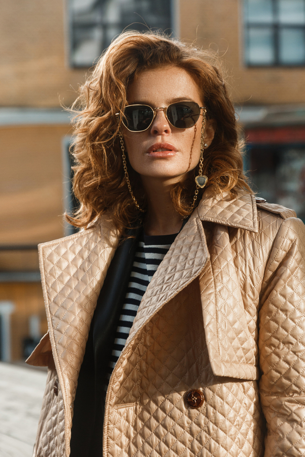 Тренч стеганый бежевый осень