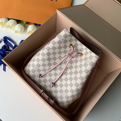 Louis Vuitton NeoNoe MM