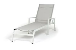 "Парма" шезлонг, каркас алюминий светло-серый (RAL7035) муар, ткань текстилен светло-серая