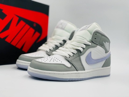 Кроссовки Nike Air Jordan 1 Mid