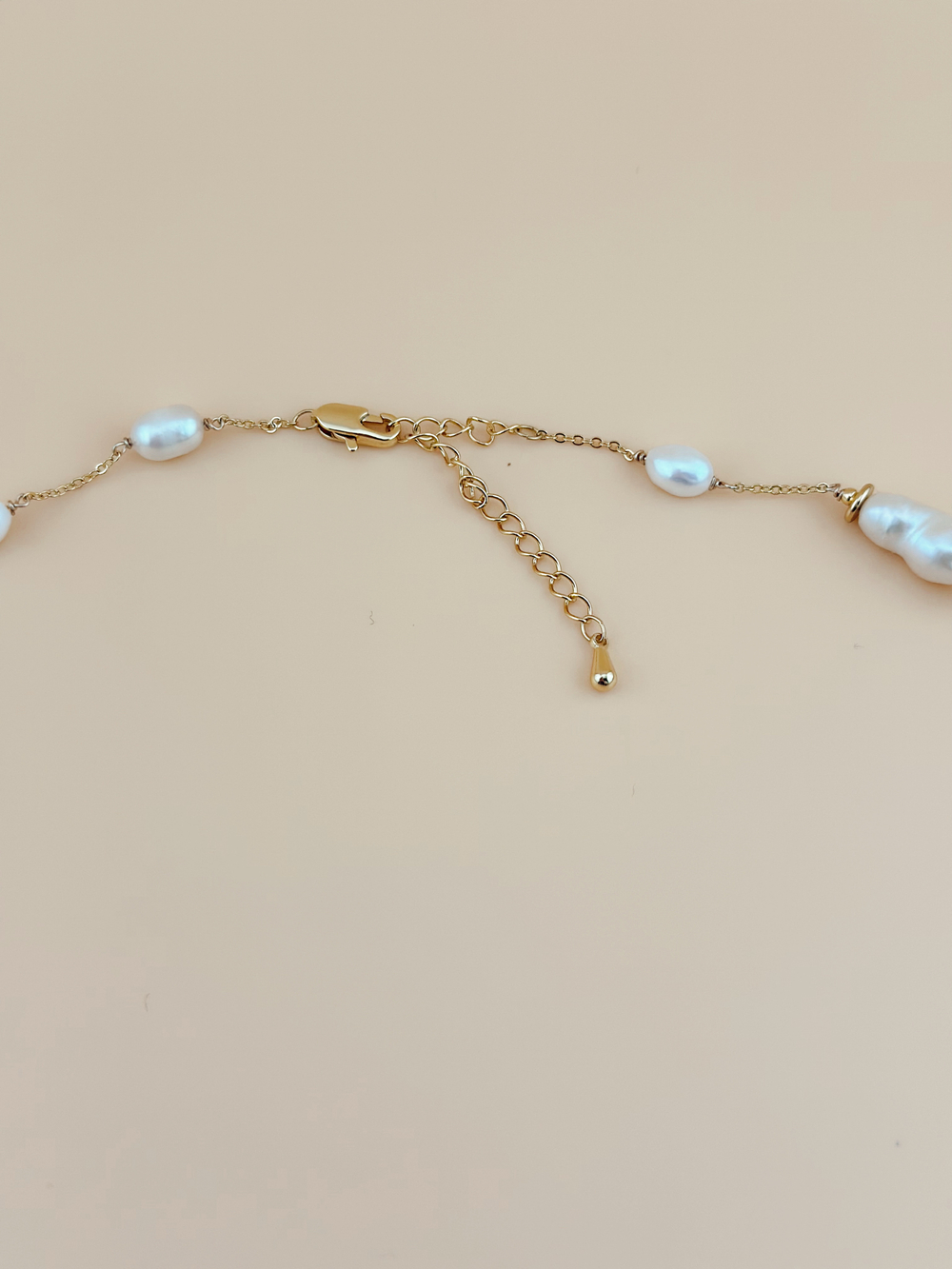 Колье с крупным жемчугом