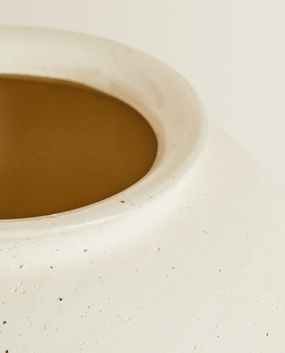 ZARA HOME КЕРАМИЧЕСКАЯ ВАЗА С РЕЛЬЕФНОЙ ПОВЕРХНОСТЬЮ