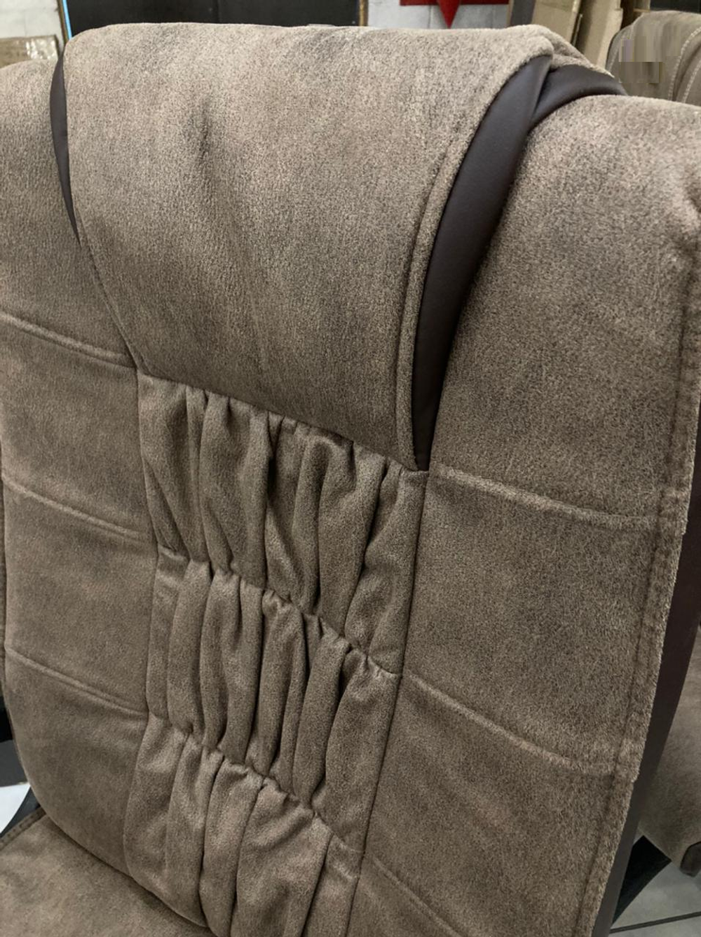 Кресло Фортуна-5 (3) нубук кор к/з кор Мех качания п Директор (в разборе)