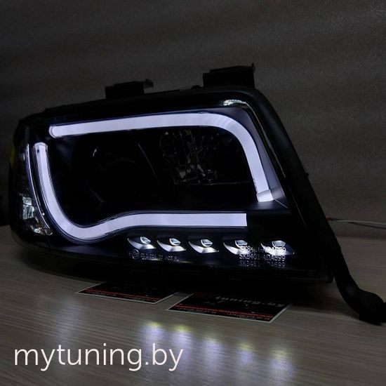 Передние фары led tube lights black для Audi A6 C5