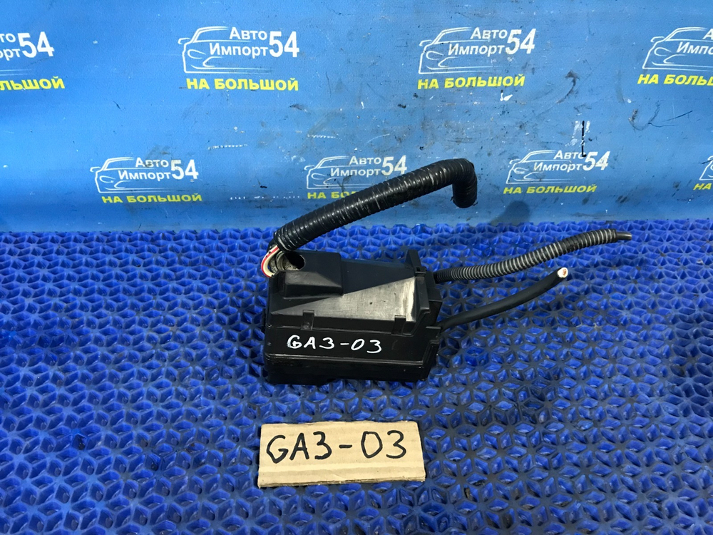 Блок предохранителей подкапотный Honda LOGO 2000