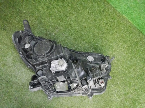 Фара левая Toyota Rav 4 CA40 (2015-2019) LED (В пленке)