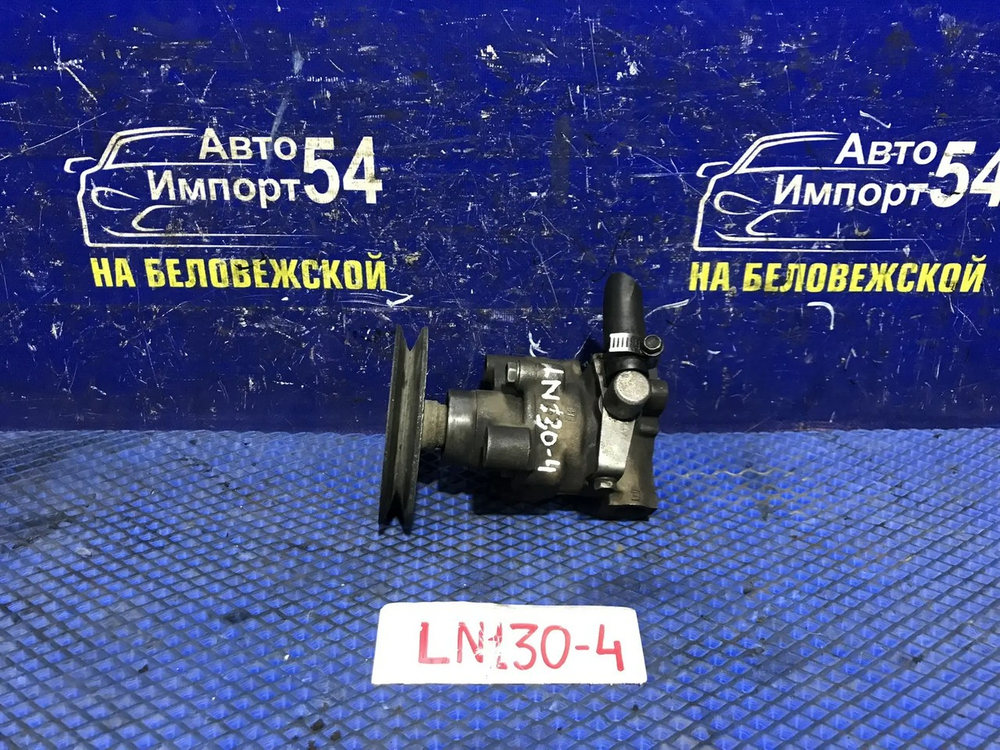 Насос ГУР TOYOTA HILUX SURF 1992