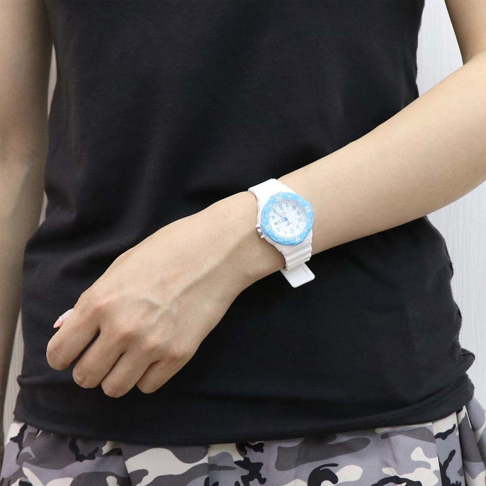 Часы CASIO YOUTH LRW-200H-2C, LRW-200H-2C