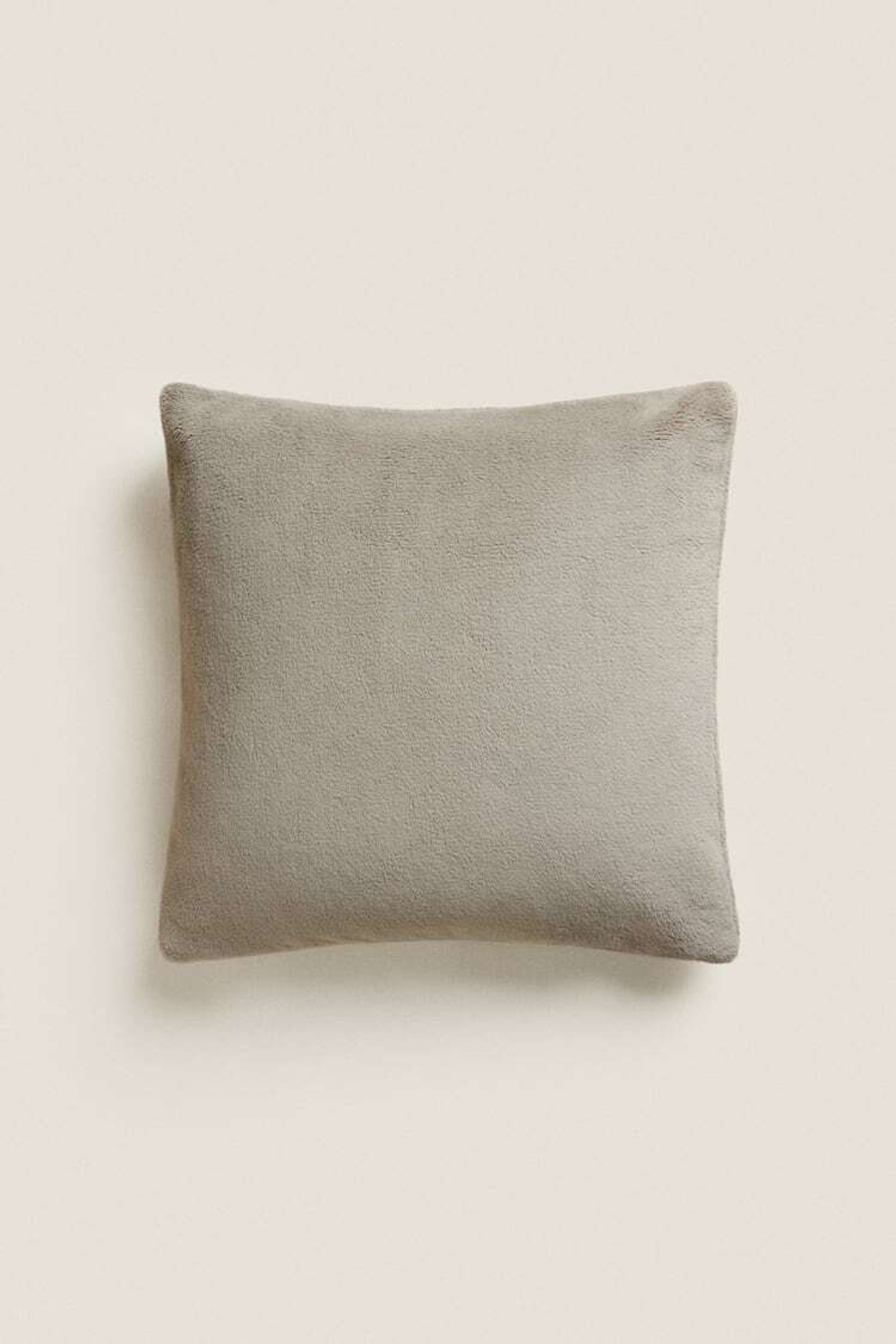 ZARA HOME ОДНОТОННЫЙ ЧЕХОЛ ДЛЯ ДЕКОРАТИВНОЙ ПОДУШКИ ИЗ ФЛИСА, ПЕСОЧНЫЙ