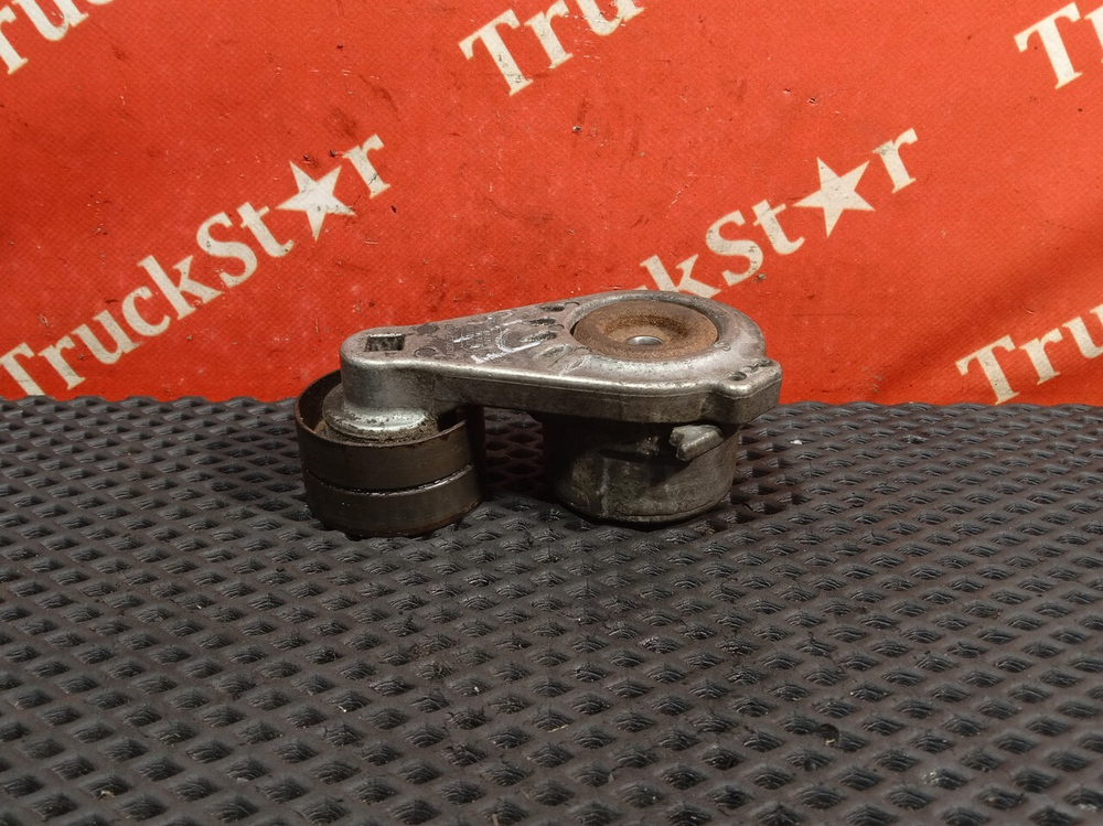 Ролик-натяжитель ручейкового ремня