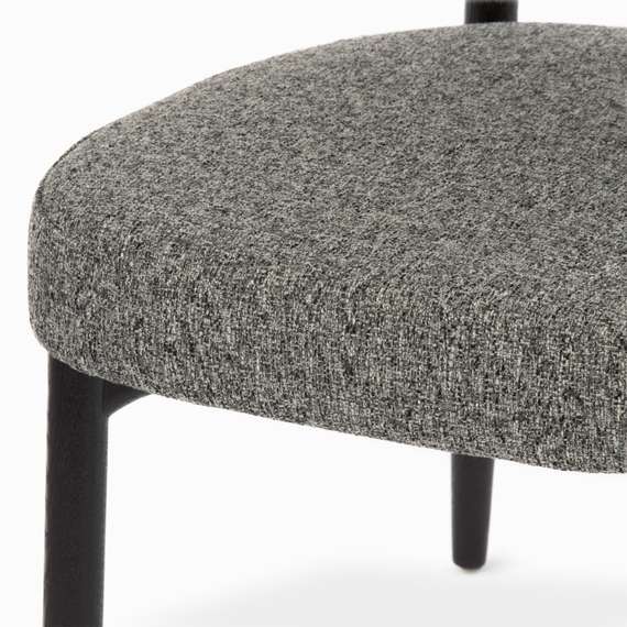 Стул Giotto, черный массив ясеня, черно-белая обивка