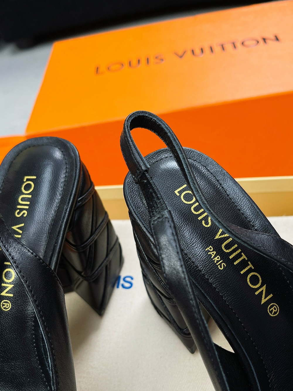 Louis Vuitton Shake Slingback Pump
