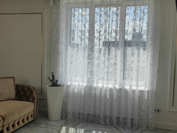 Тюль INVA жаккард с рельефным рисунком "Бабочки" 270х200/белый