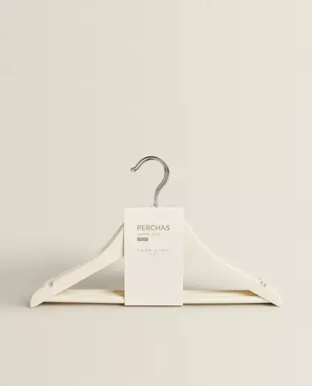 ZARA HOME ДЕТСКИЕ ВЕШАЛКИ ИЗ ДЕРЕВА (НАБОР ИЗ 4 ШТ.), ЖЕЛТОВАТО-БЕЛЫЙ